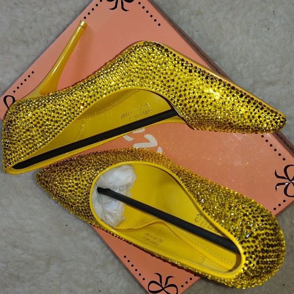 Women's Yellow Rhinestone Heels - Picture 1 of 4